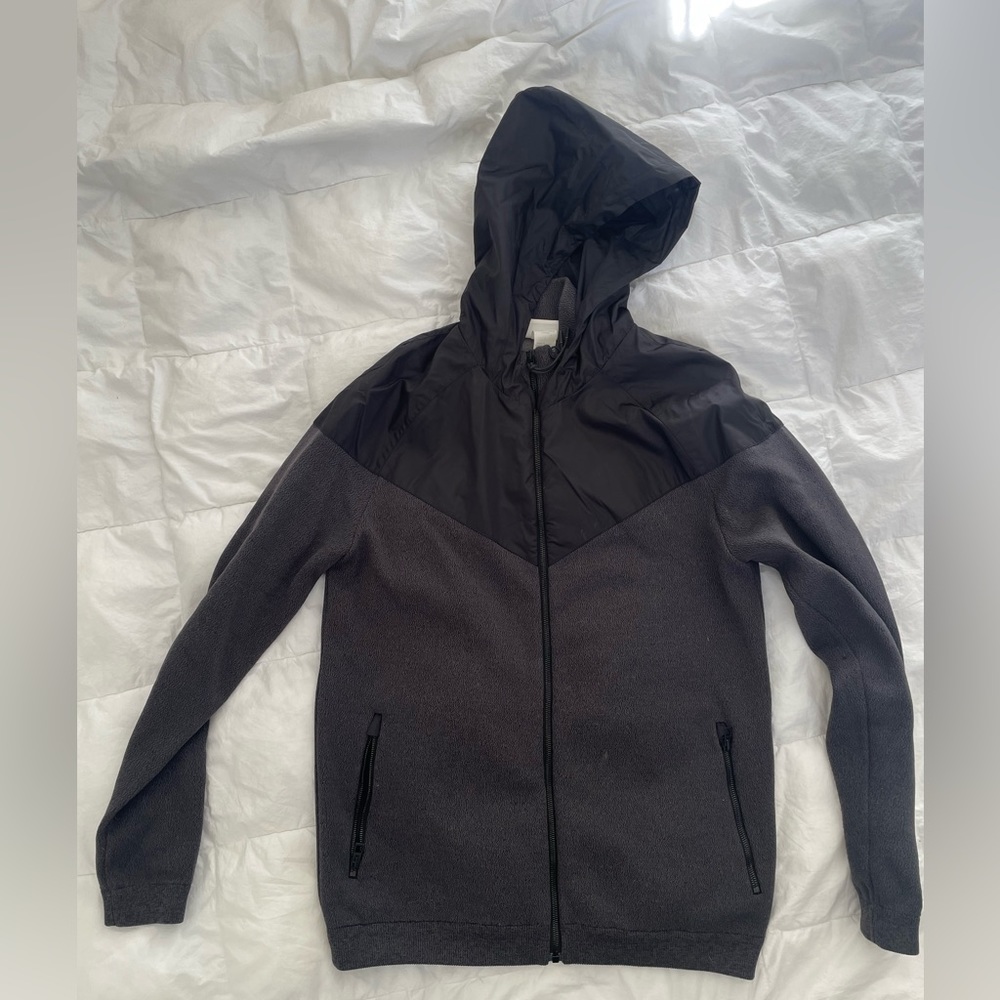 NIKELAB KNITTED WINDRUNNER
CHARCOAL HEATHER